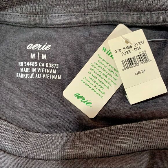 NWT Aerie Cropped T Shirt Making Spirts Bright Glittery Stars Holiday M - Picture 6 of 9